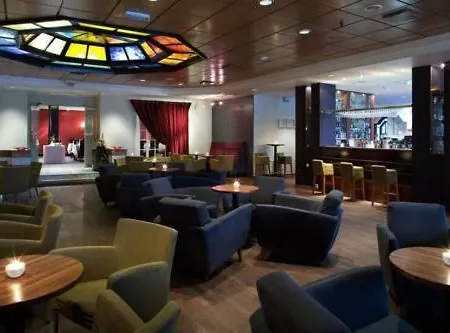 Vandrerhjem Drammen Hostel *